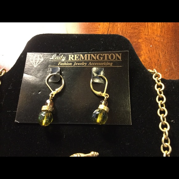 Lady Remington Jewelry Vintage Lady Remington Three Piece Set